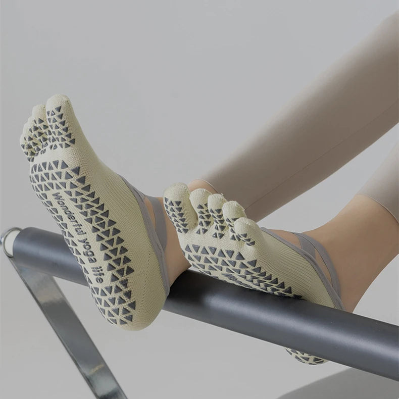 Women Yoga Sport Socks Five-Finger Invisible Indoor Fitness Anti-slip Shock-absorption Pilates Boat Socks Comfortable Breathab