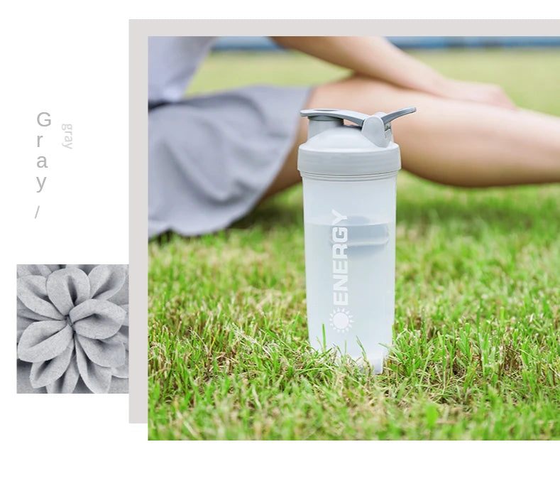 Bouteille shaker portable de 500/700 ml avec bille de mélange, idéale pour les boissons protéinées et les gourdes avant l'entraînement, sans BPA.