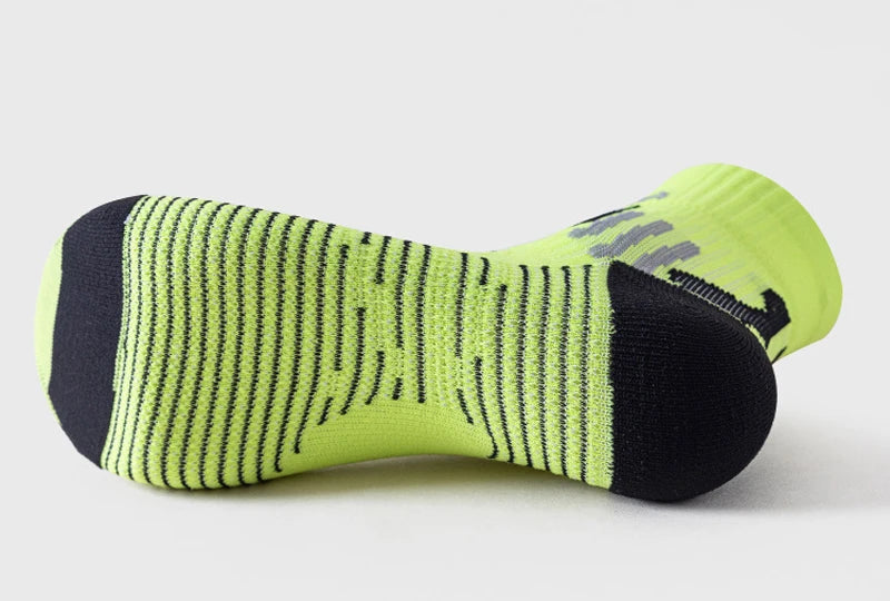 Fitness Sports Socks Men Women Middle Tube Non-Slip Quick-Drying Breathable Running Marathon Basketball Training Socks