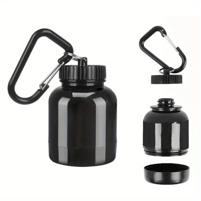 Pot à poudre de protéines avec cartouche de shaker portable et mousqueton (1 pièce), idéal pour les sports de plein air et la musculation.