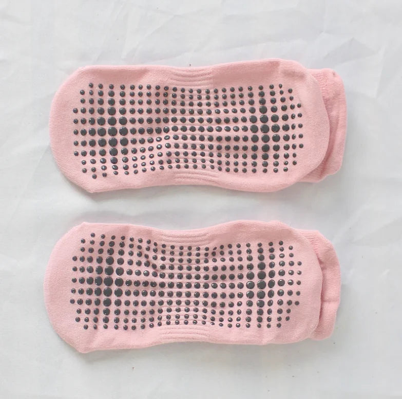 4 Pairs Women Yoga Socks Sports Anti Slip Silicone Fitness Professional Training Running Pilates Protecting Heel Ear Short Socks